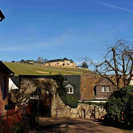 Auszeit Rheingauer Rosengasse Johannisberg