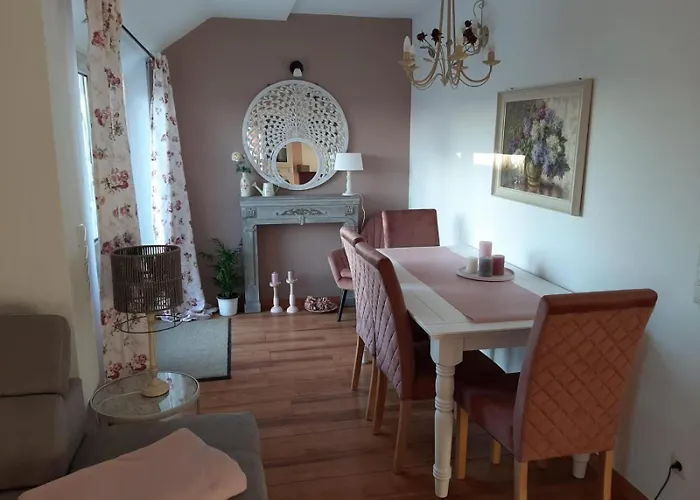 Auszeit Rheingauer Rosengasse * Geisenheim